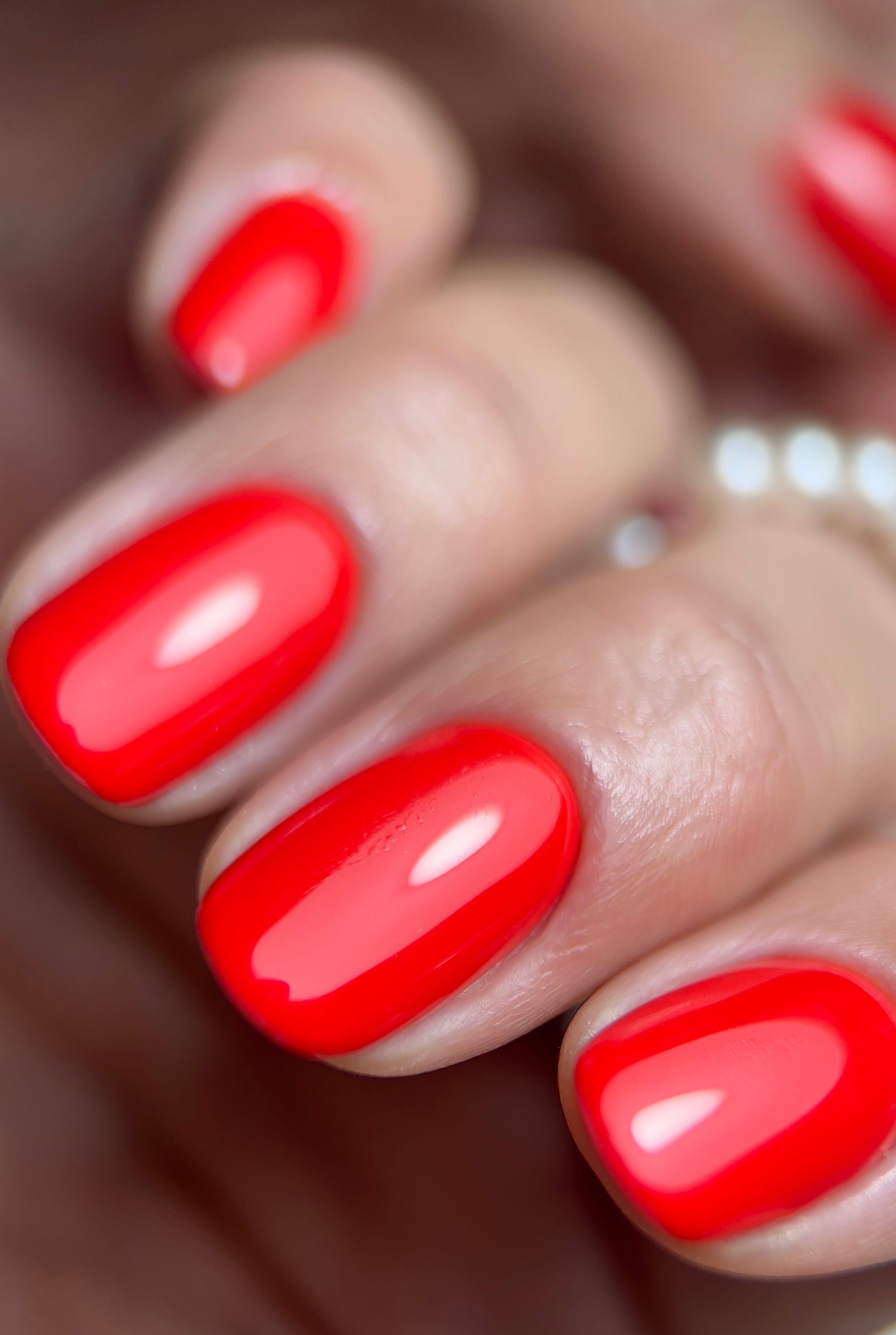 Gel Polish Red 05 - colore smalto semipermanente - MIDA Nail Care