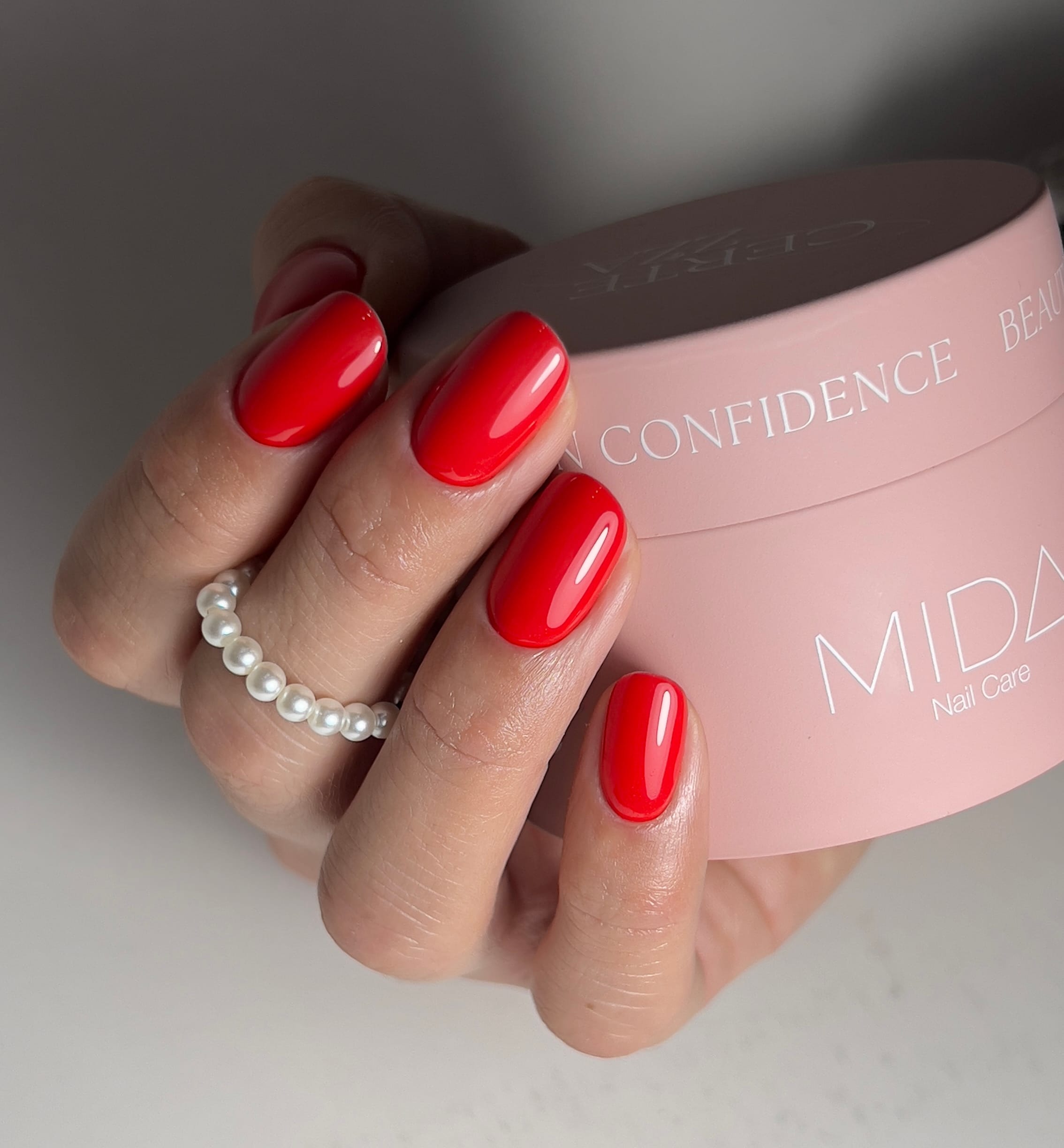 Gel Polish Red 05 - colore smalto semipermanente - MIDA Nail Care