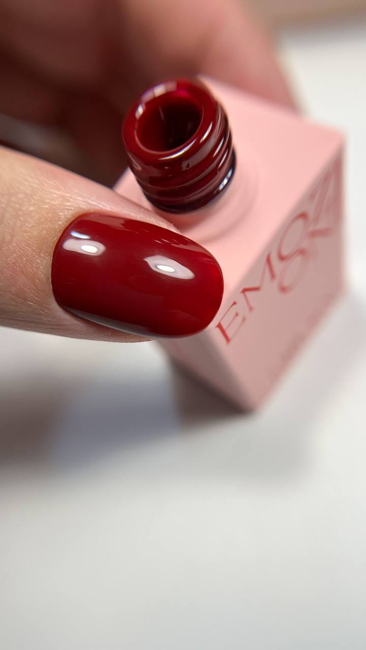Gel Polish Bordeaux 01 – colore smalto semipermanente Gel Polish Bordeaux 01 – colore smalto semipermanente - Gel Polish Colori Must Have smalto semipermanente