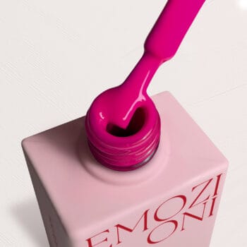 Gel Polish Fuxia 05 – colore smalto semipermanente Gel Polish Fuxia 05 – colore smalto semipermanente - Gel Polish Colori Must Have smalto semipermanente