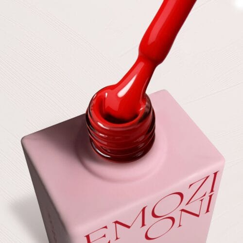 Gel Polish Red 16 VERONA - colore smalto semipermanente - Rossi D'Autore 1 Collection