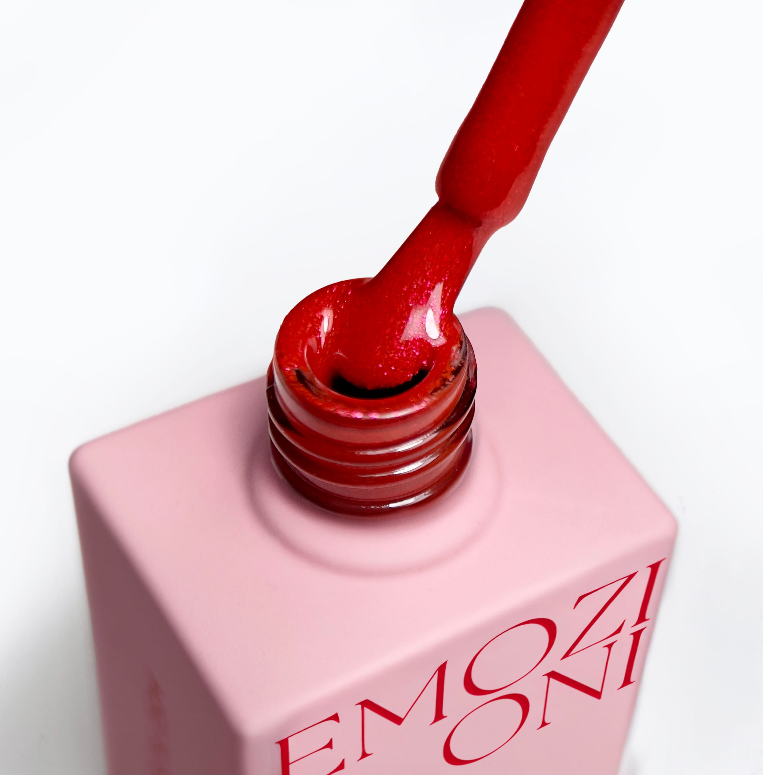Red 24 Gel Polish Red 24 - colore smalto semipermanente - MIDA Nail Care