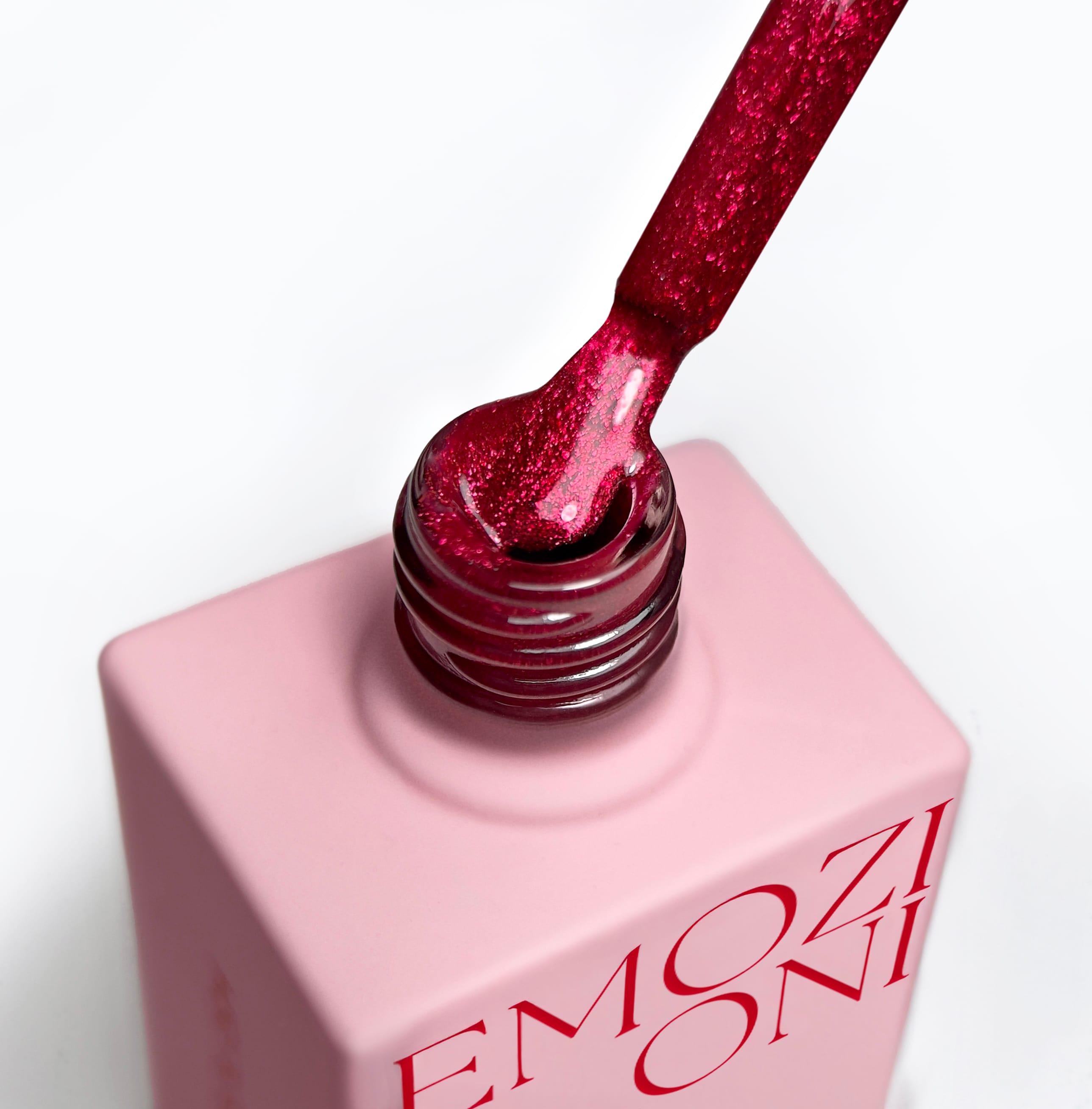 Gel Polish Red 26 - colore smalto semipermanente - MIDA Nail Care